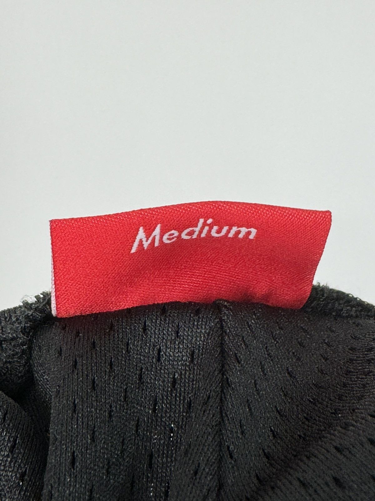 Supreme Crystal logo short M Size US 32 / EU 48 - 7 Thumbnail