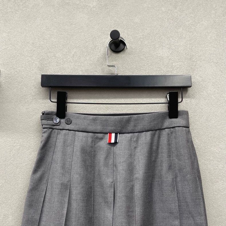 Thom Browne Thom Browne Gray high waist pleated skirt Size 24" / US 00 / IT 34 - 4 Thumbnail