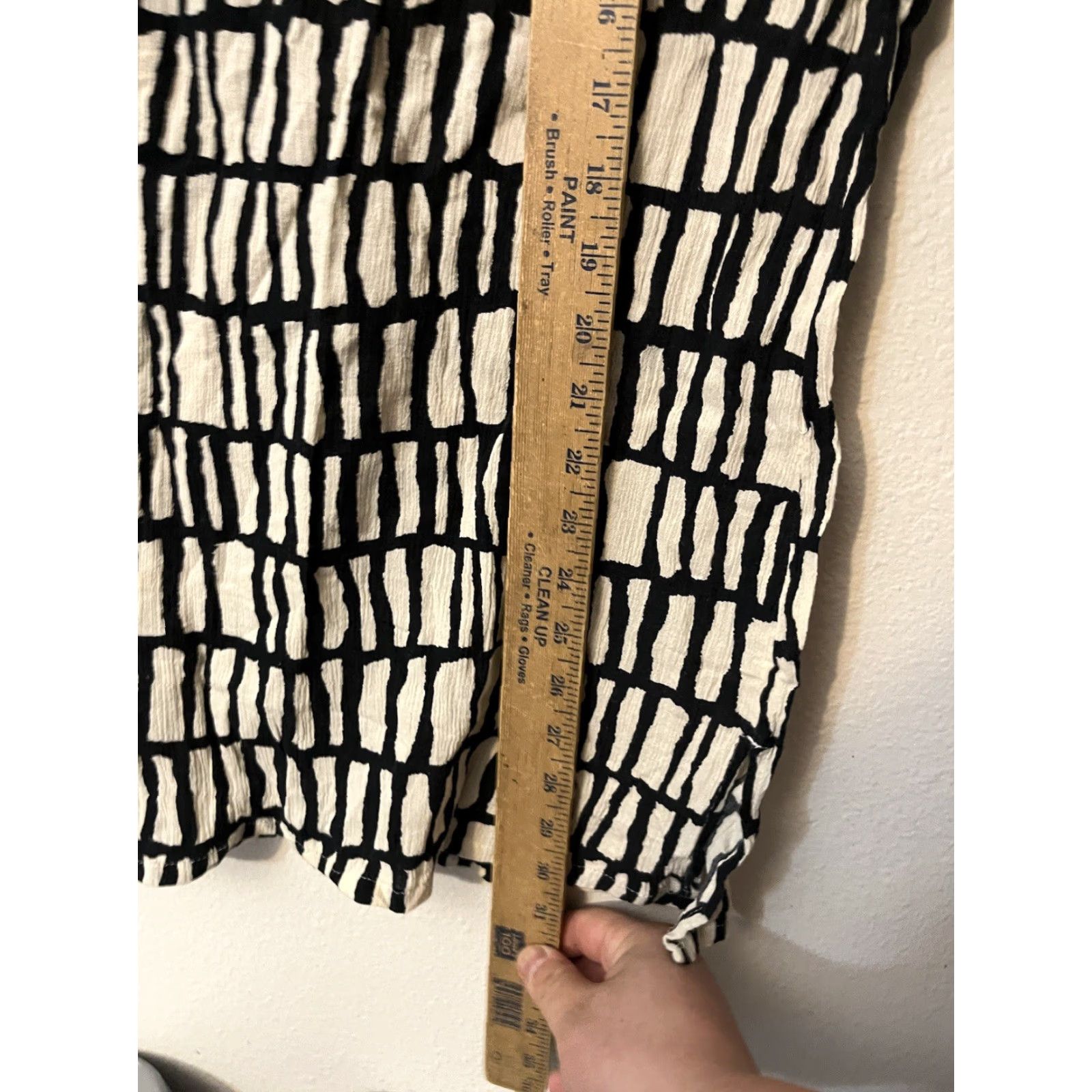 J.Crew J.CREW Blouse Shirt Women’s White & Black V-Neck 3/4 Sleeve Pullover Tissue Tunic XS Multicolor Classic 100% Cotton Size XS / US 0-2 / IT 36-38 - 6 Thumbnail