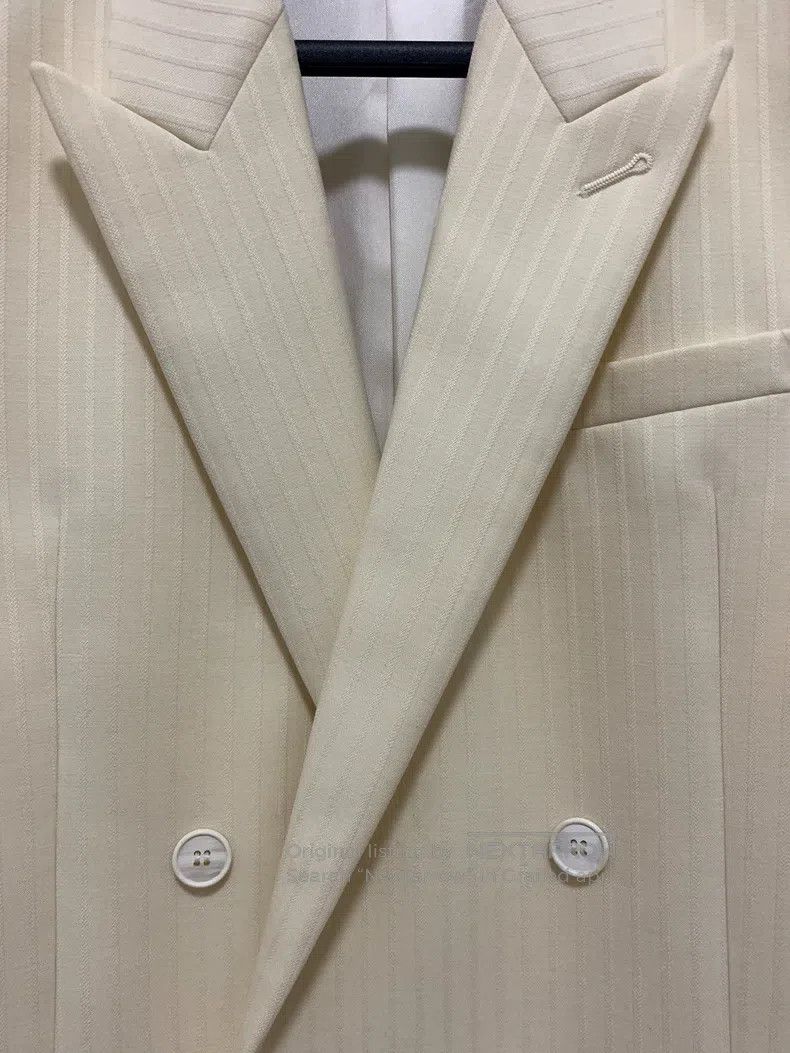 Saint Laurent Paris Saint Laurent Paris White striped double-breasted peak lap Size US M / EU 48-50 / 2 - 5 Thumbnail