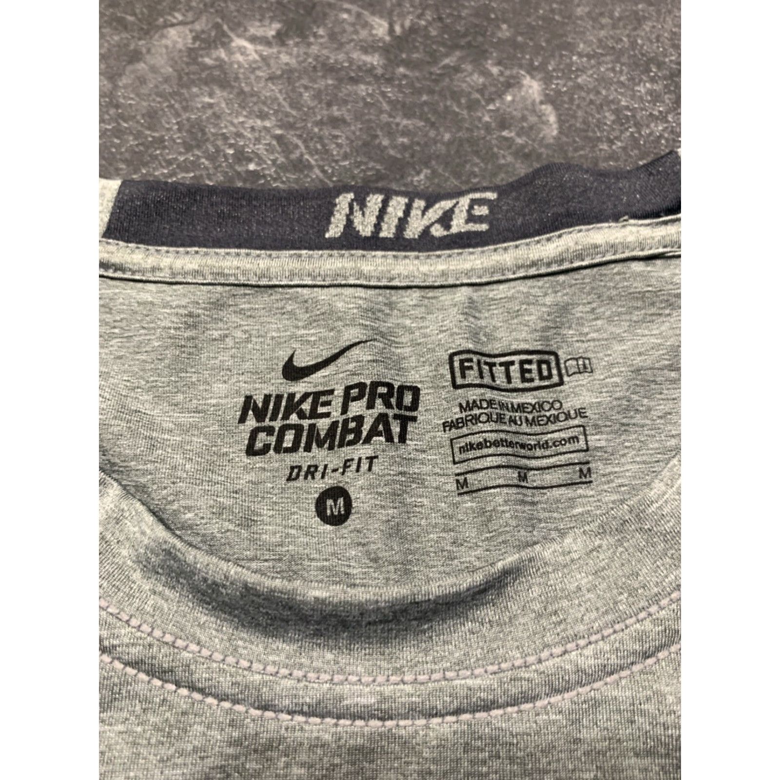 Nike Nike Dri-FIT Long Sleeve Shirt Mens M Gray Athletic Performance Gym Tee Logo Outdoor Sports Size US M / EU 48-50 / 2 - 6 Thumbnail