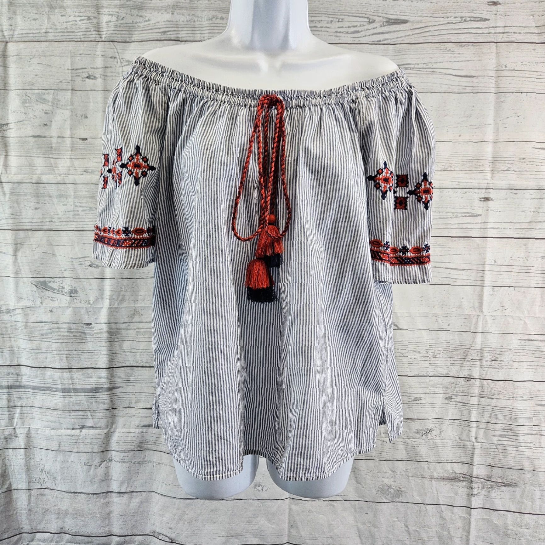 Loft VINTAGE Ann Taylor LOFT Womens Top Sz Medium Blue Red Embroidered Striped Tassels Size M / US 6-8 / IT 42-44 - 2 Thumbnail