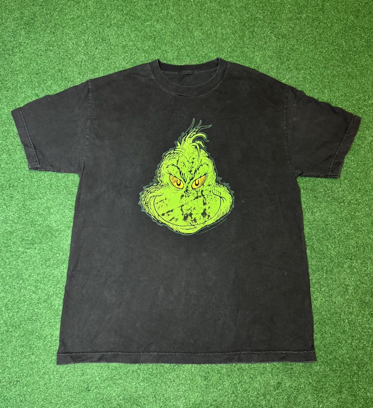 Vintage Vintage Y2K The Grinch Big Face Dr. Suess Christmas T Shirt Size US L / EU 52-54 / 3 - 1 Thumbnail