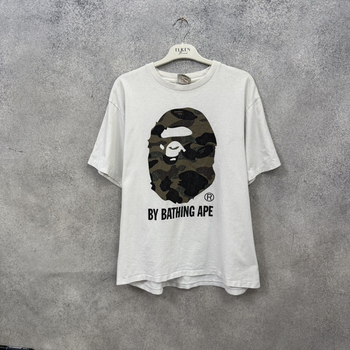 Bape Bape T shirt A Bathing Ape Big Logo Size US L / EU 52-54 / 3 - 1 Thumbnail