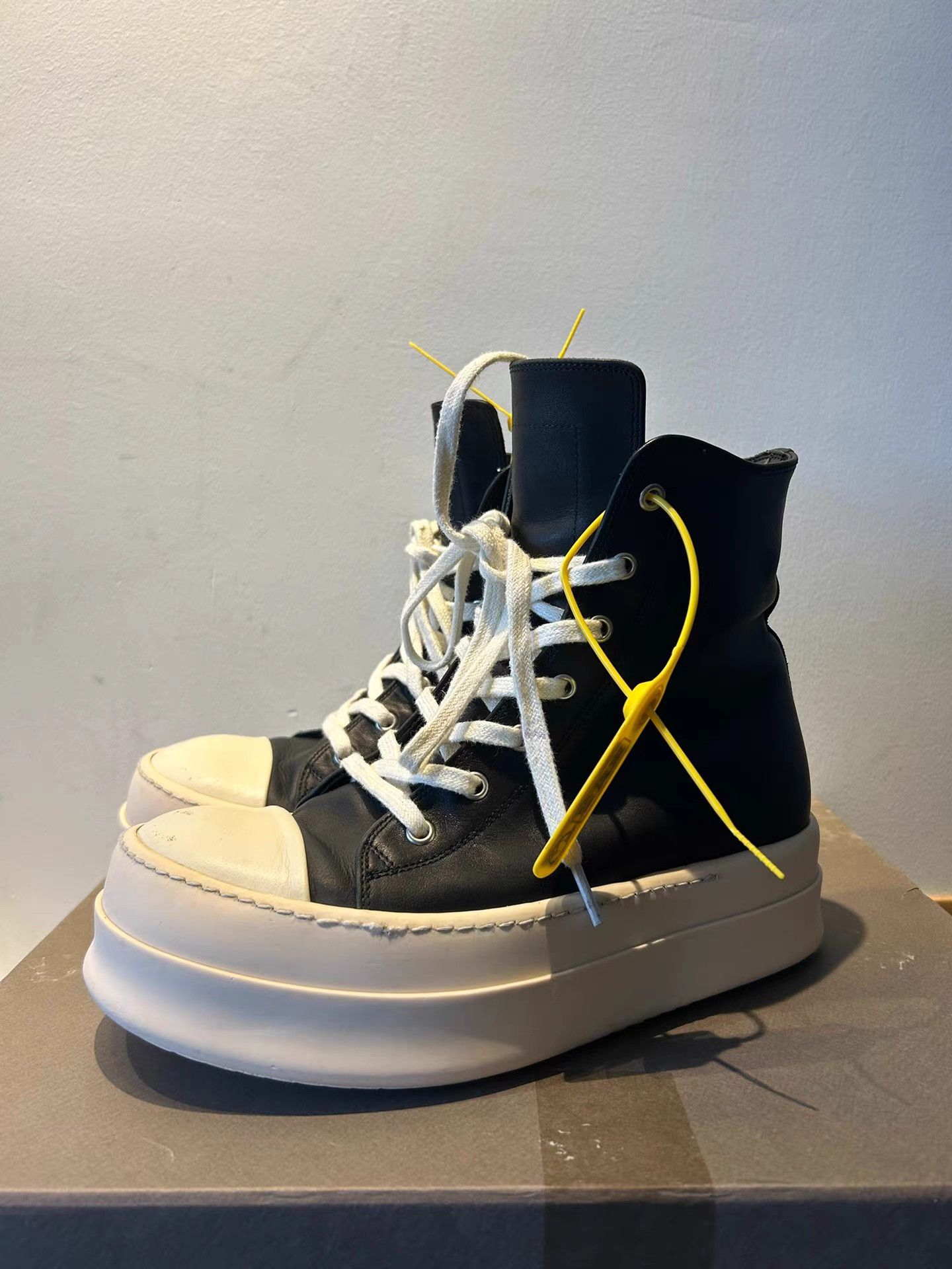 Rick Owens Rick Owens main line thick sole Geobasket Size US 6 / EU 39 - 1 Thumbnail