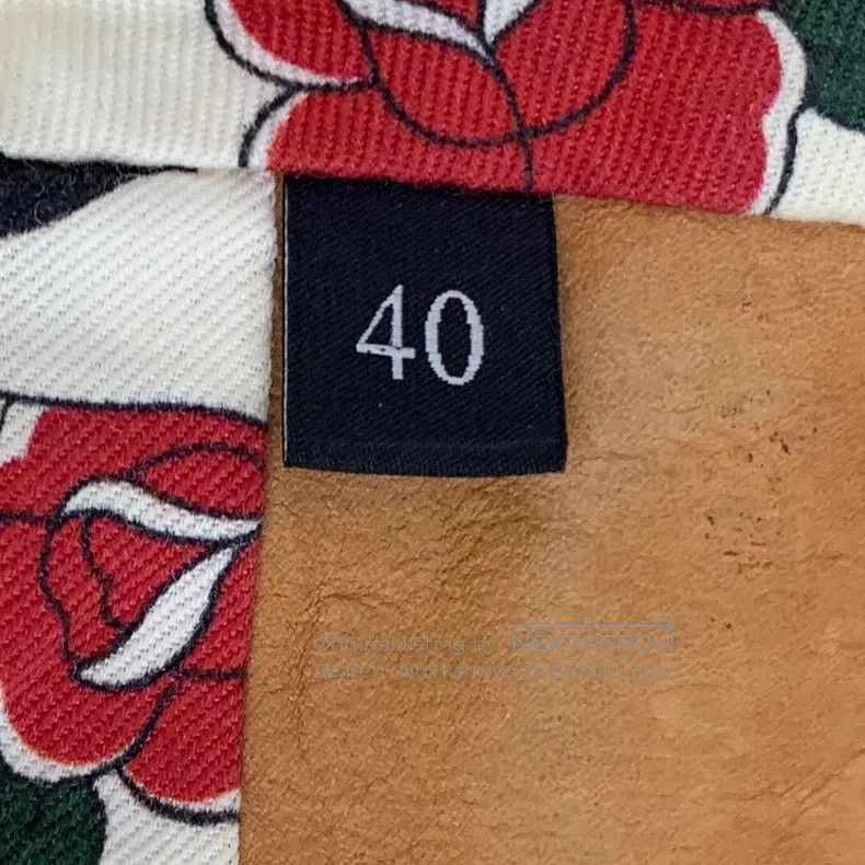 Gucci Gucci Brown back love print stand-up collar zipper long-sl Size S / US 4 / IT 40 - 6 Thumbnail