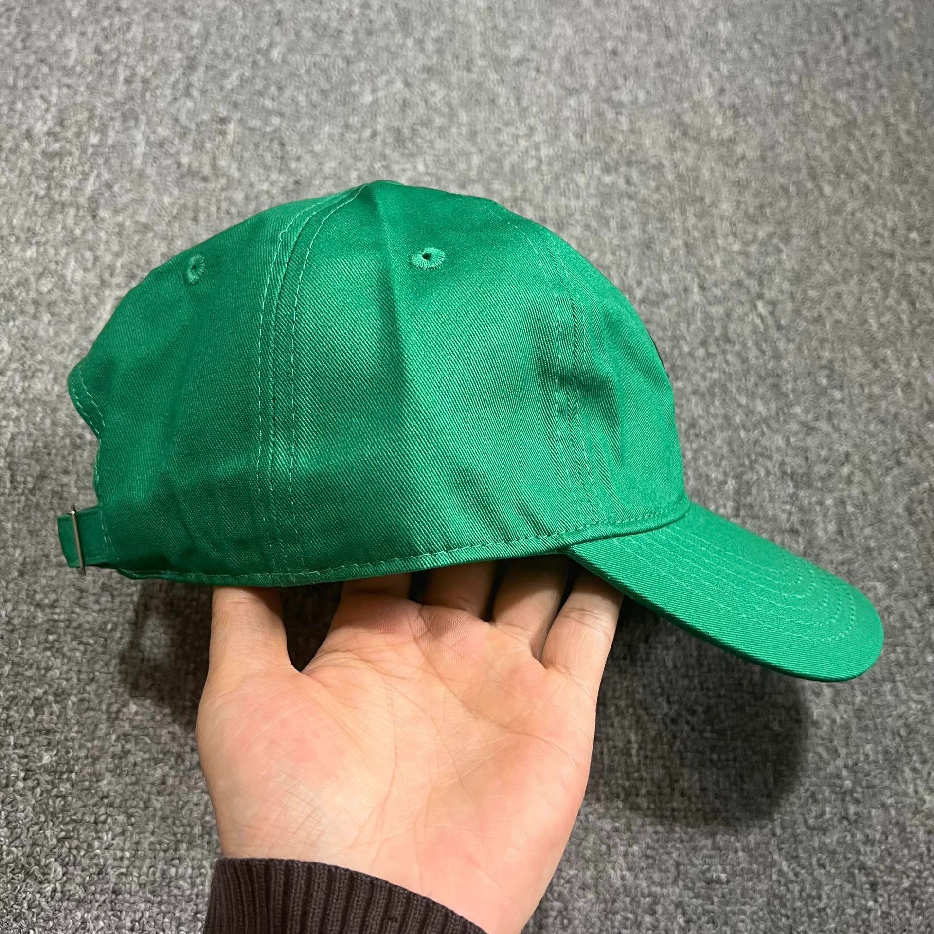 Cross Colours Cross Colours Classi EmbroideredCurvedBrim Baseball Cap. Q7 Size ONE SIZE - 6 Thumbnail