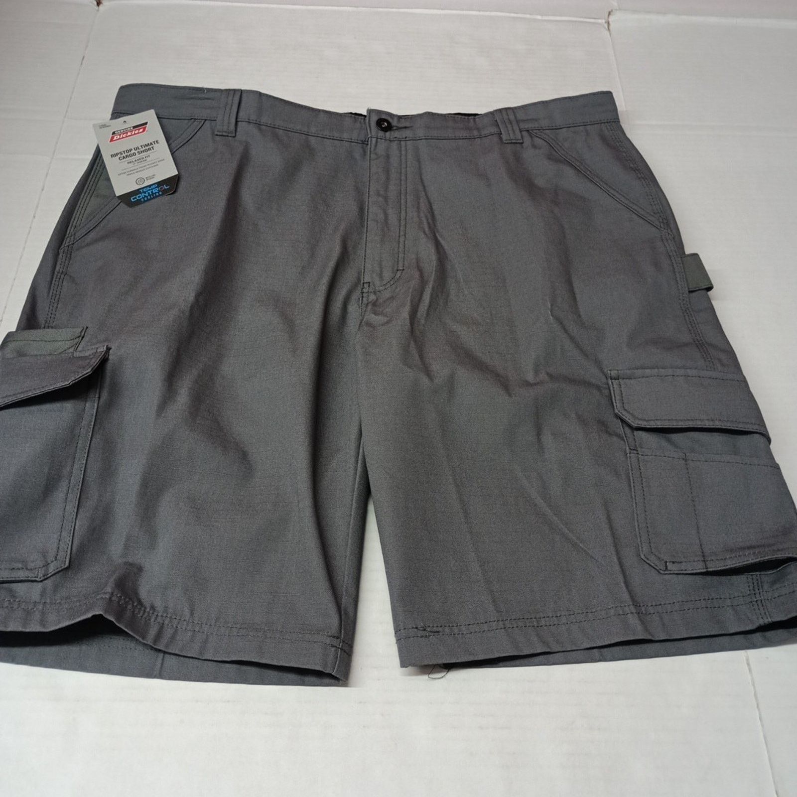 Dickies Dickies Ripstop Cargo Shorts Men’s Size 40 Gray Relaxed Fit Size US 40 / EU 56 - 1 Thumbnail
