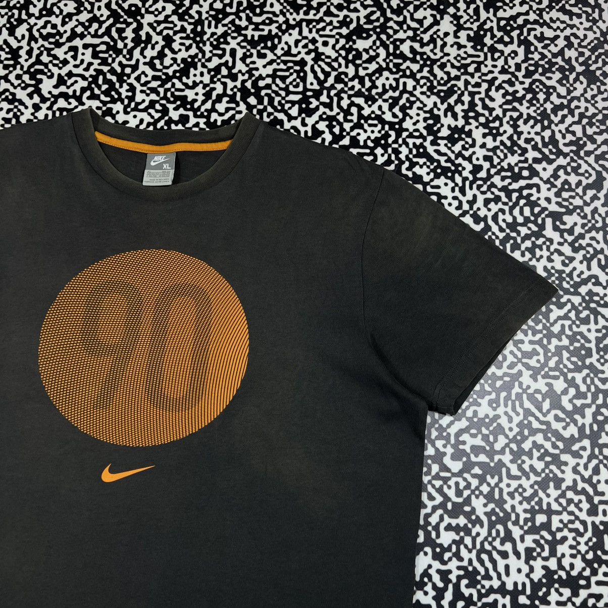 Nike Vintage Y2K Nike Total Ninety 90 Logo Faded Boxy T-shirt Size US XL / EU 56 / 4 - 5 Thumbnail