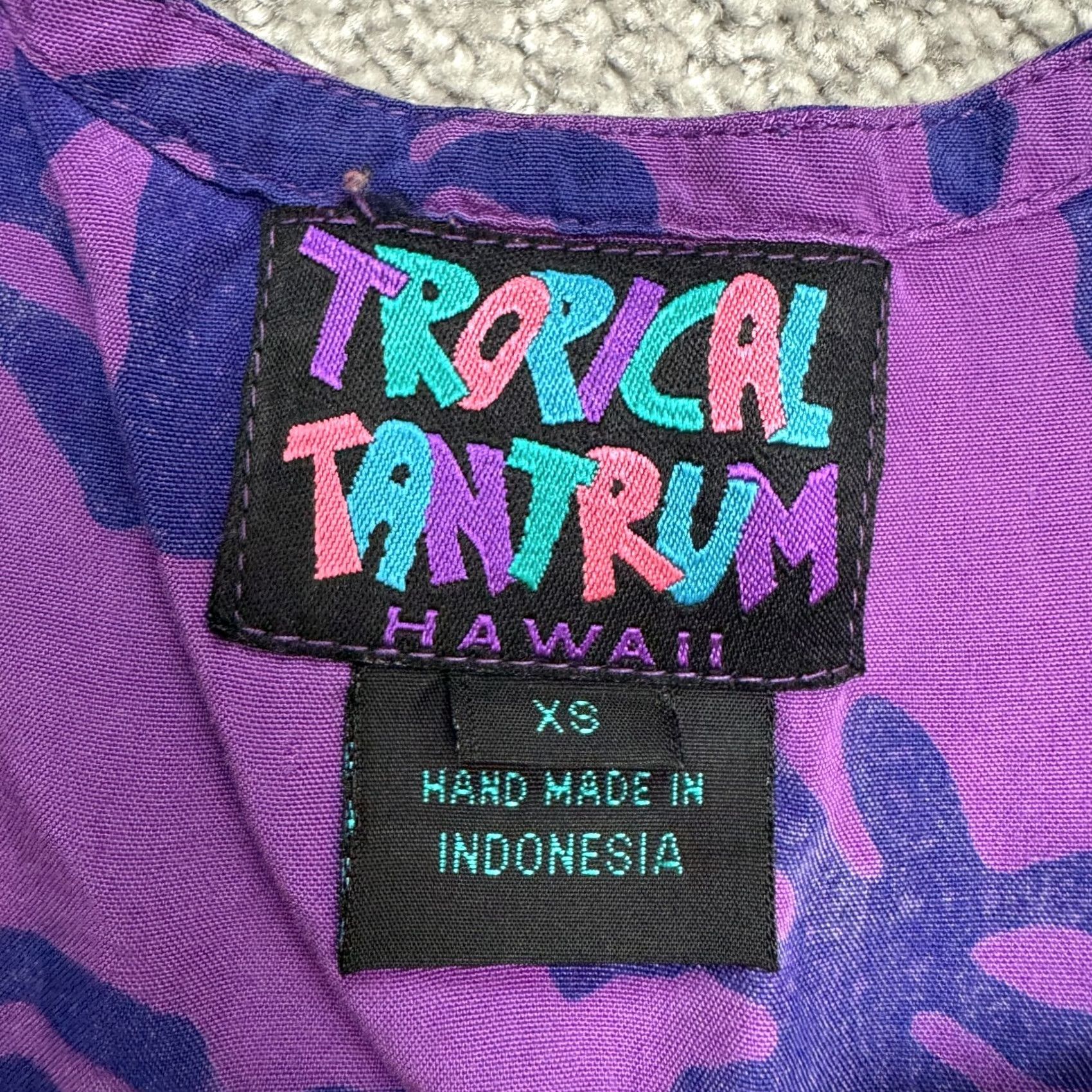 Vintage VINTAGE Tropical Tantrum Dress Womens XS Midi Black Bohemian Hawaiian Tropical 90s Purple Palm Trees Short Sleeve Crew Neck Mini Fashion Size XS / US 0-2 / IT 36-38 - 6 Thumbnail