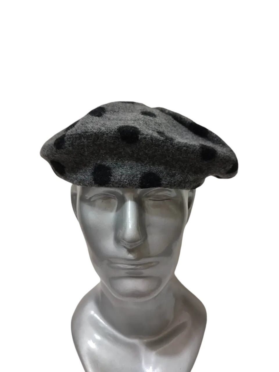 Other Unknown Japanese Dots Barret hats Size ONE SIZE - 1 Thumbnail