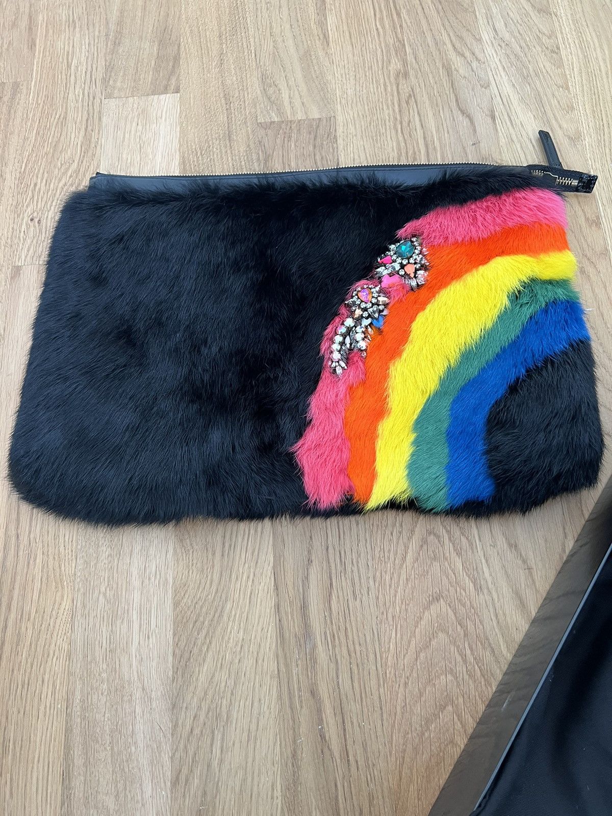 Designer Pride Bag - Big Pouch embroidered Fur Size ONE SIZE - 8 Thumbnail
