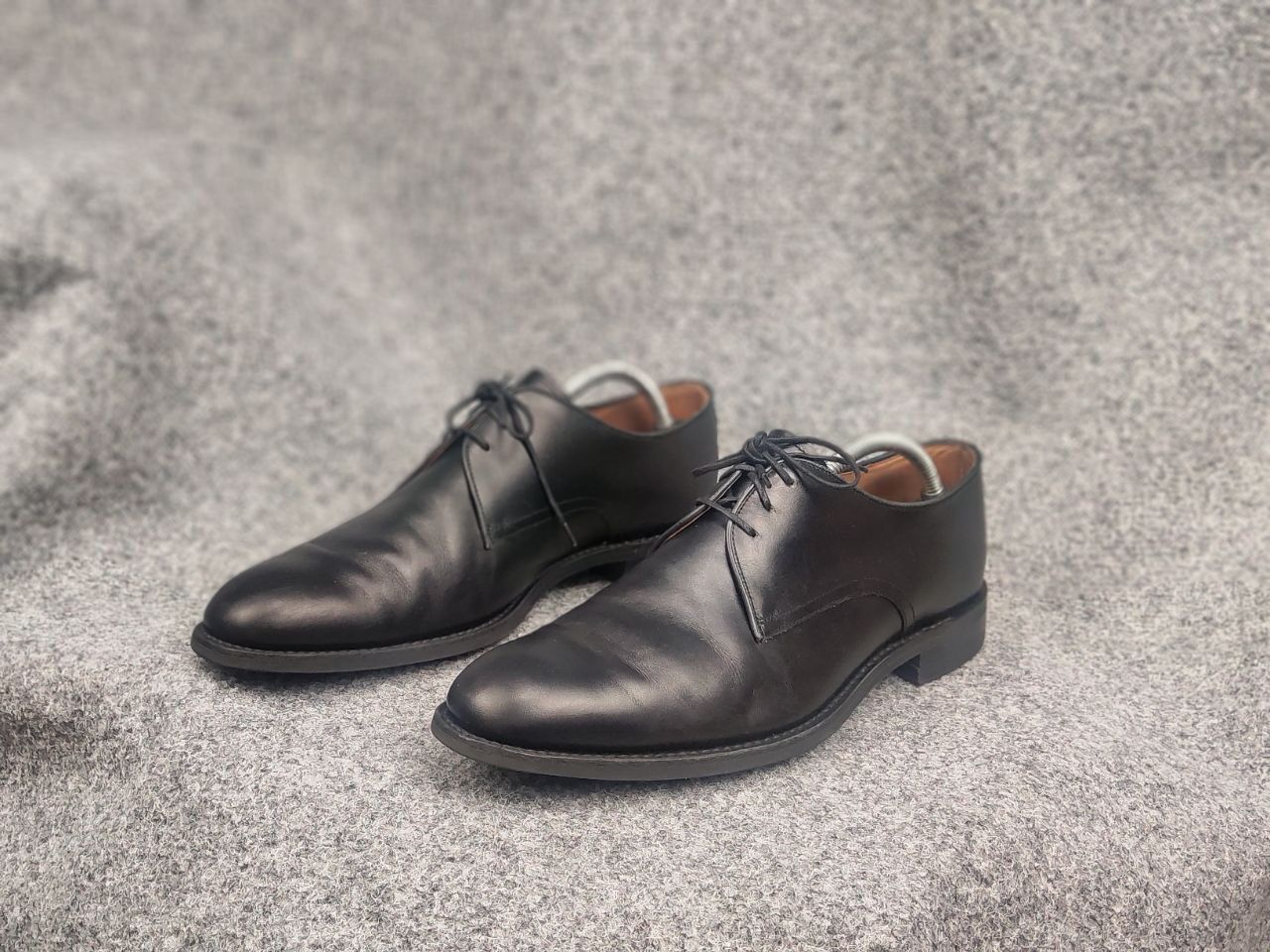 Loake Loake gable black Goodyear men's leather derby Lace up shoes Size US 10 / EU 43 - 7 Thumbnail