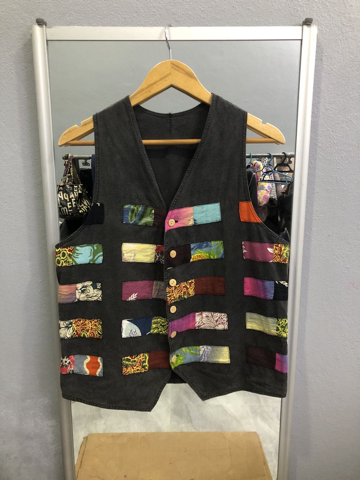 Japanese Brand El Rodeo Japan Patchwork Artisan Vest Black Faded Boho Craft Size US S / EU 44-46 / 1 - 1 Thumbnail