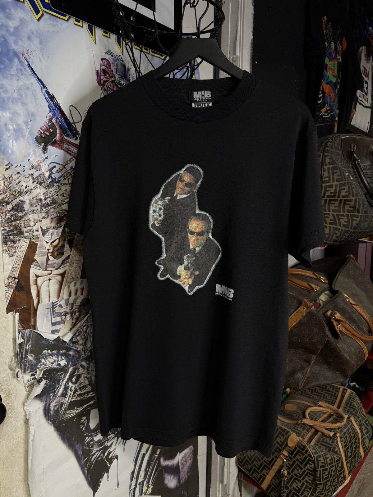 Vintage Vintage 1997 Men in Black Movie T-Shirt Adult Size Medium Size US M / EU 48-50 / 2 - 6 Thumbnail