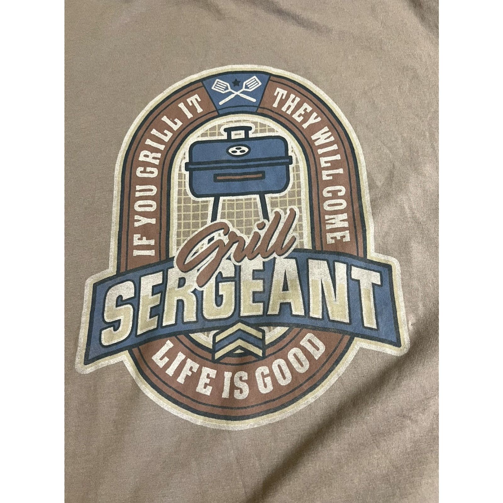 Life is Good Life Is Good GRILL SERGEANT Crusher S/S Shirt T-Shirt BROWN Men's Large L NWT Size US L / EU 52-54 / 3 - 5 Thumbnail