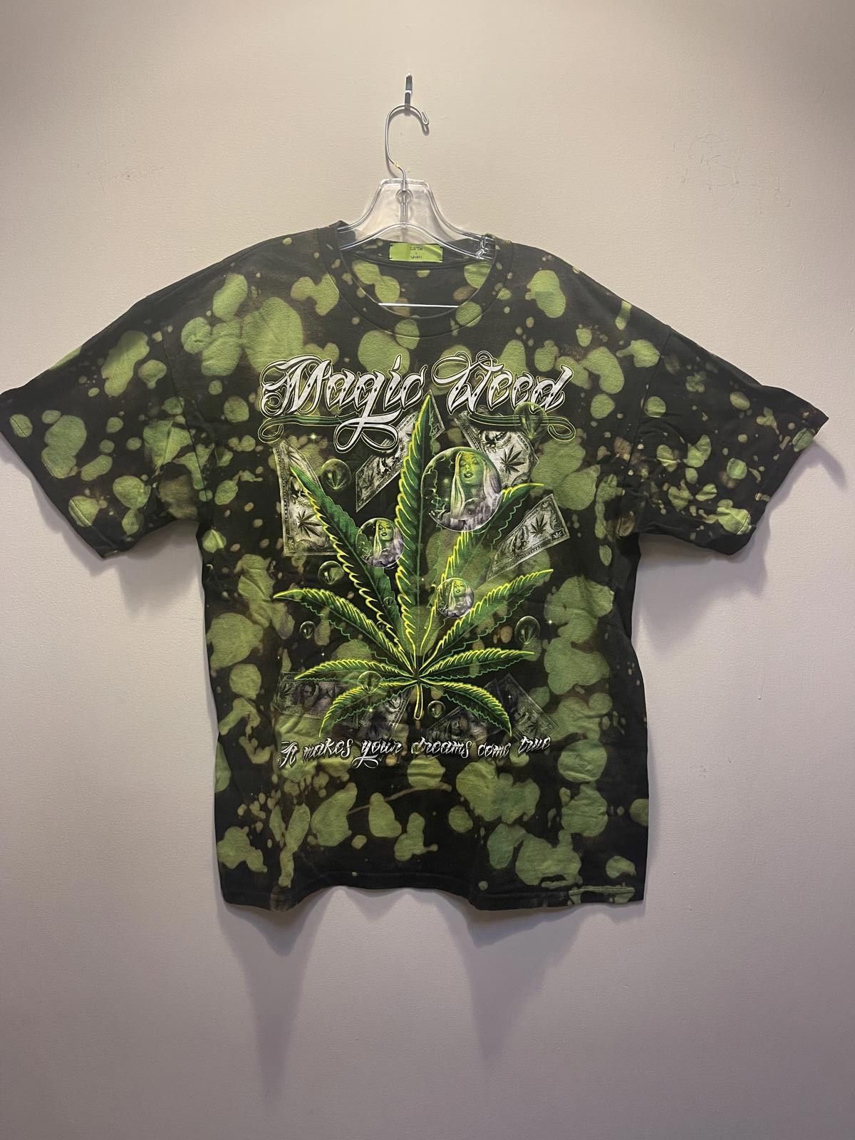 Vintage Vintage Dyed "Magic Weed" Marijuana T-Shirt Mens XL Green Size US XL / EU 56 / 4 - 1 Thumbnail
