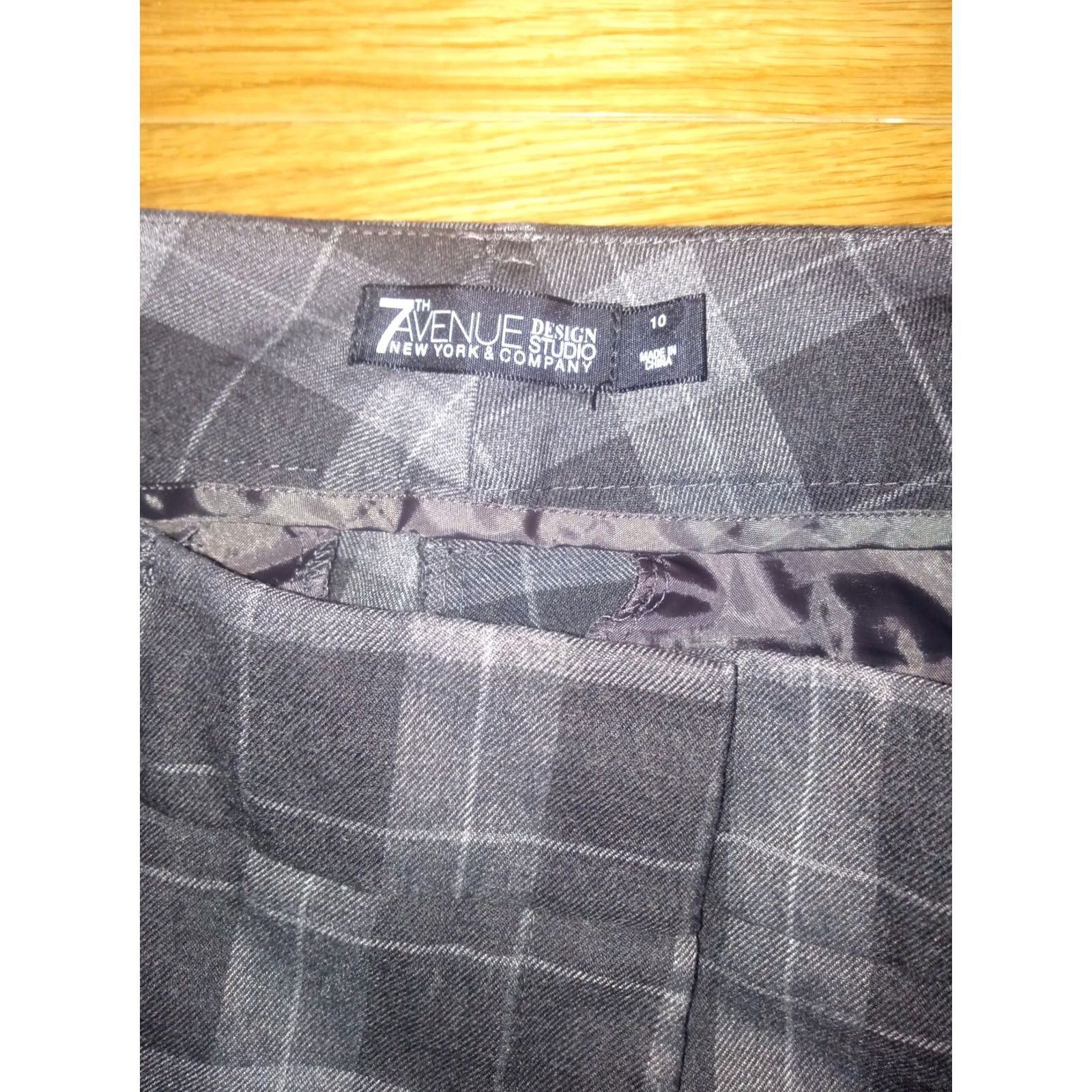 Vintage New York & Company 7th Avenue Design Studio Pants Womens Plus Size 10 Straight Leg Dress Pants Gray Pink Plaid 32in Inseam Womens Size 32" / US 10 / IT 46 - 2 Thumbnail