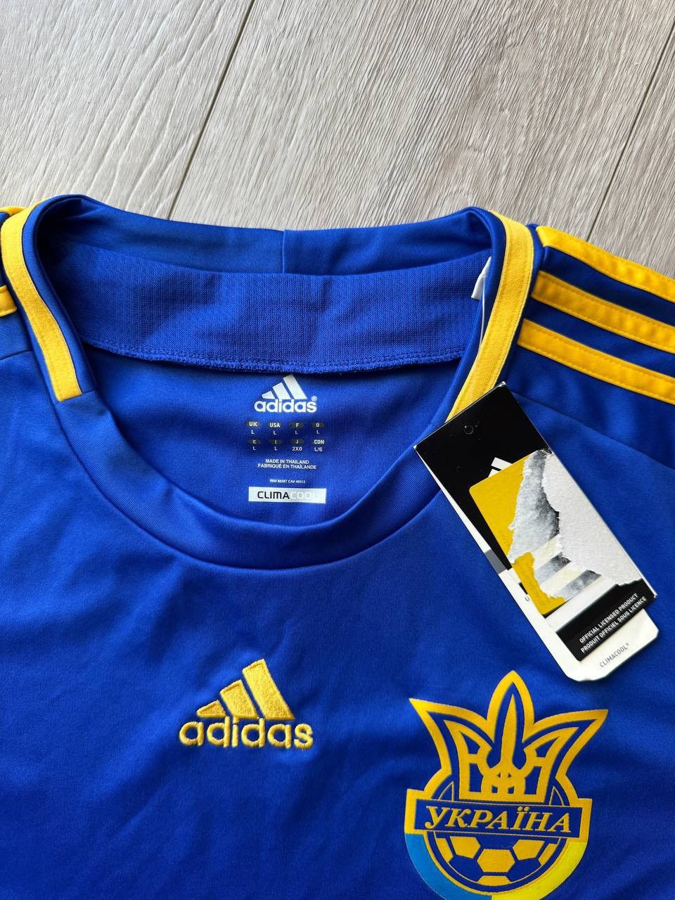 Other NEW! 2011-2012 Adidas Ukraine Away Jersey Size L Size US L / EU 52-54 / 3 - 3 Thumbnail