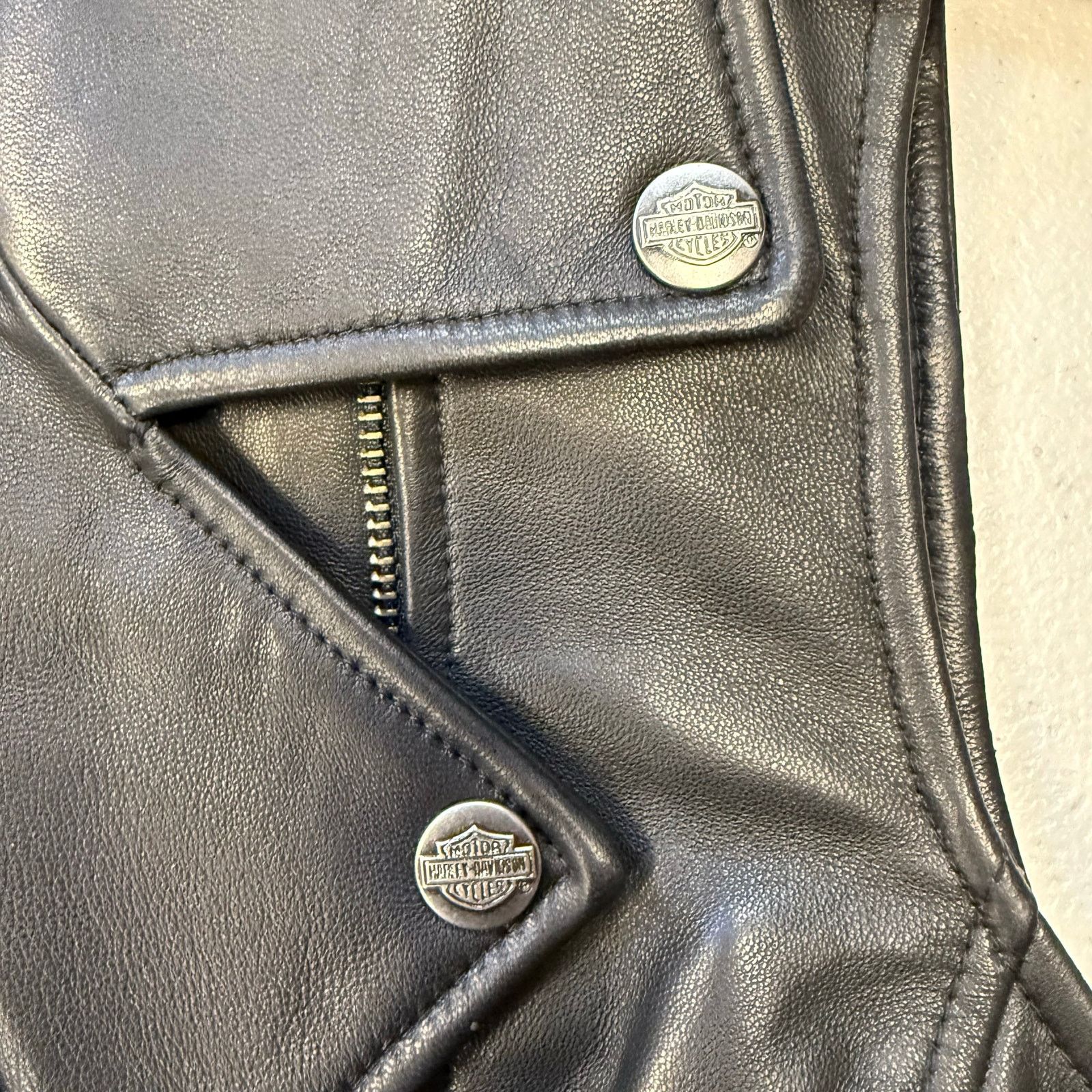 Harley Davidson HARLEY-DAVIDSON WOMEN'S LEATHER VEST MEDIUM BLACK 98024-23VW Size M / US 6-8 / IT 42-44 - 8 Thumbnail