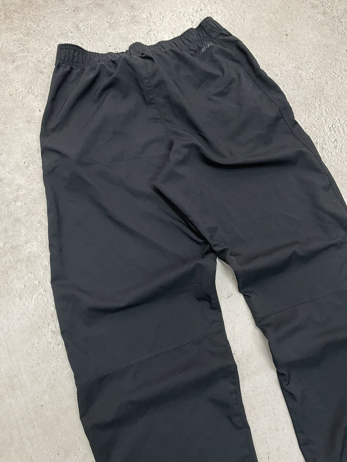 Nike Nike baggy Nylon y2k drill track pants hype Size US 32 / EU 48 - 8 Thumbnail