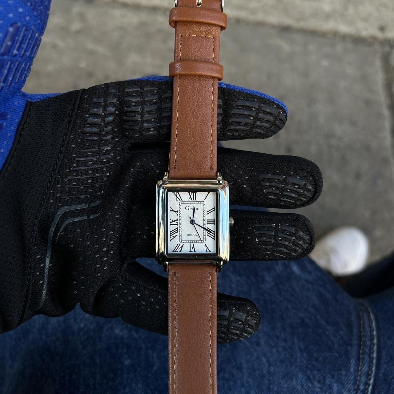 Japanese Brand × Vintage Vintage 2000s Style Rectangular Quartz “Tank” Leather Watch Size ONE SIZE - 5 Thumbnail