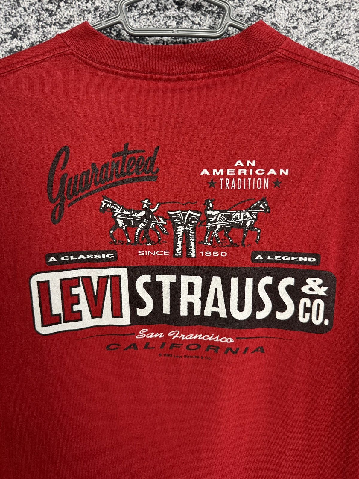 Levi's Rare Levis Vintage T-Shirt 1993 LeviStrauss 90s USA Size XL Size US XL / EU 56 / 4 - 15 Thumbnail