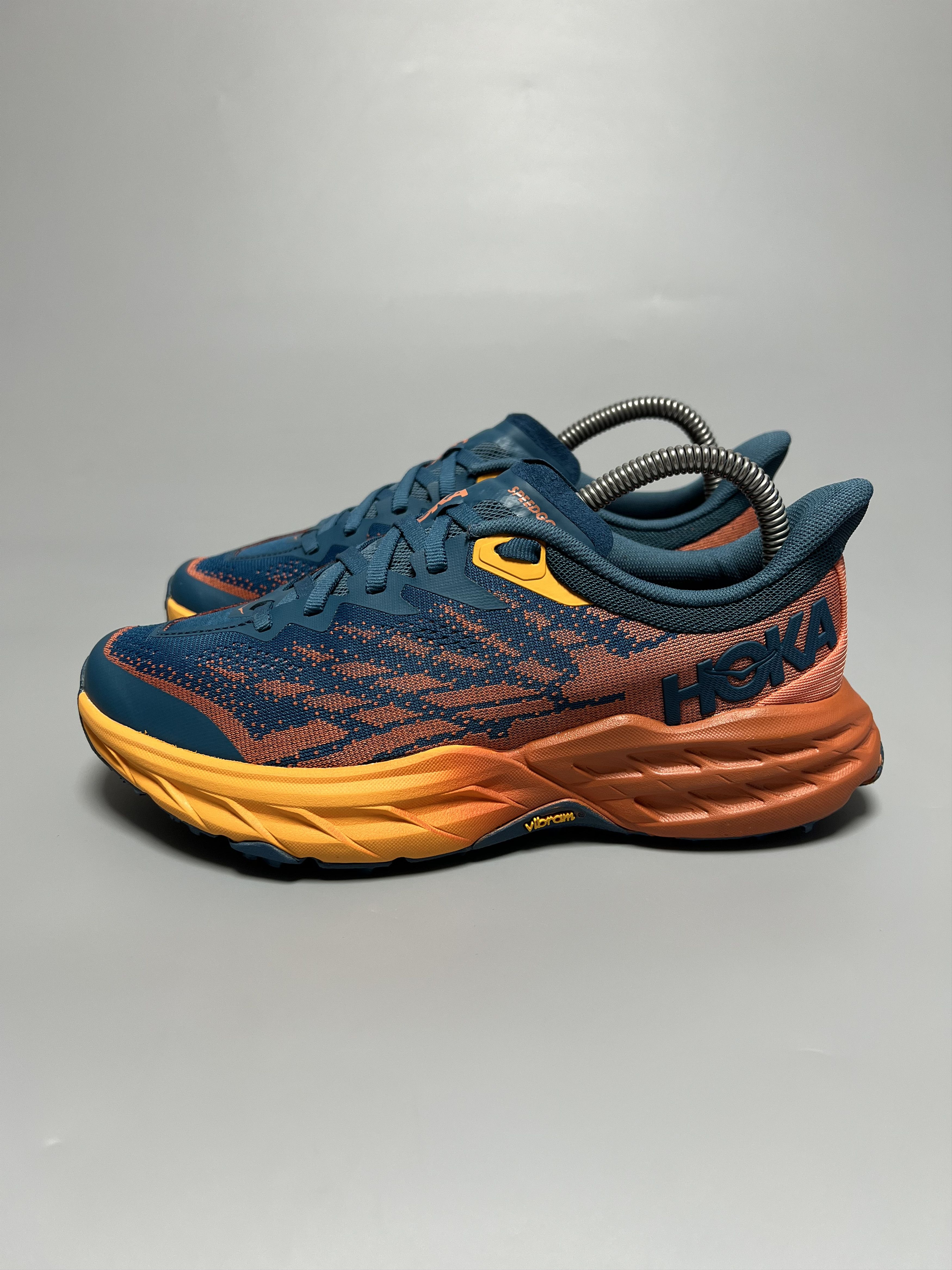 6.5B Hoka One One Speedgoat 5 Trail Running Shoes