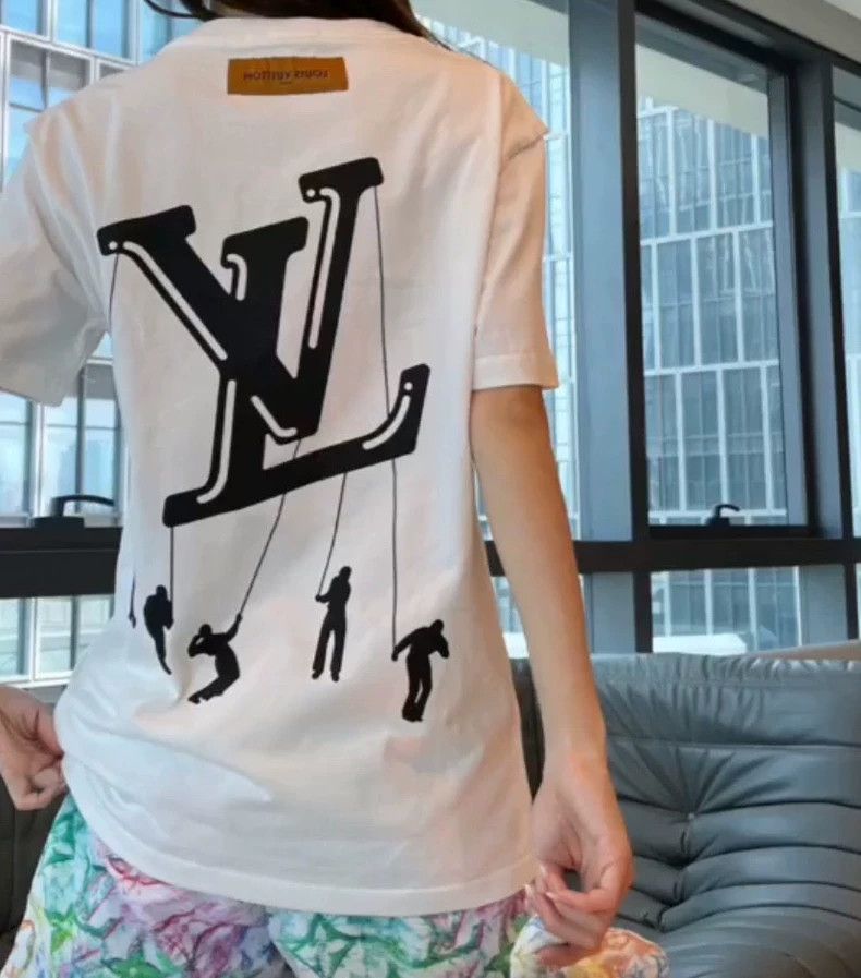Louis Vuitton LOUIS VUITTON White paratrooper short sleeve Size US M / EU 48-50 / 2 - 5 Thumbnail
