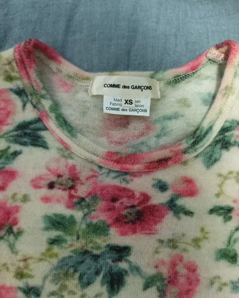 Comme des Garcons Comme Des Garcons Rose flower wool sweater Size XS / US 0-2 / IT 36-38 - 3 Thumbnail