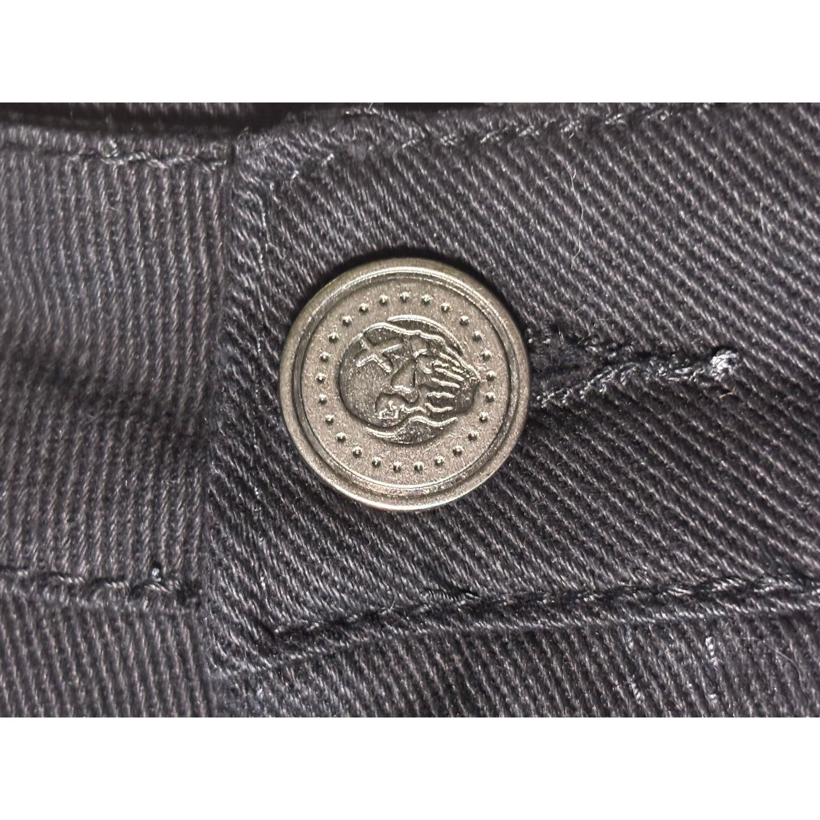 0 Brand X Eyeballs and Skulls Print Black Denim Fashion Jeans Size US 32 / EU 48 - 7 Thumbnail