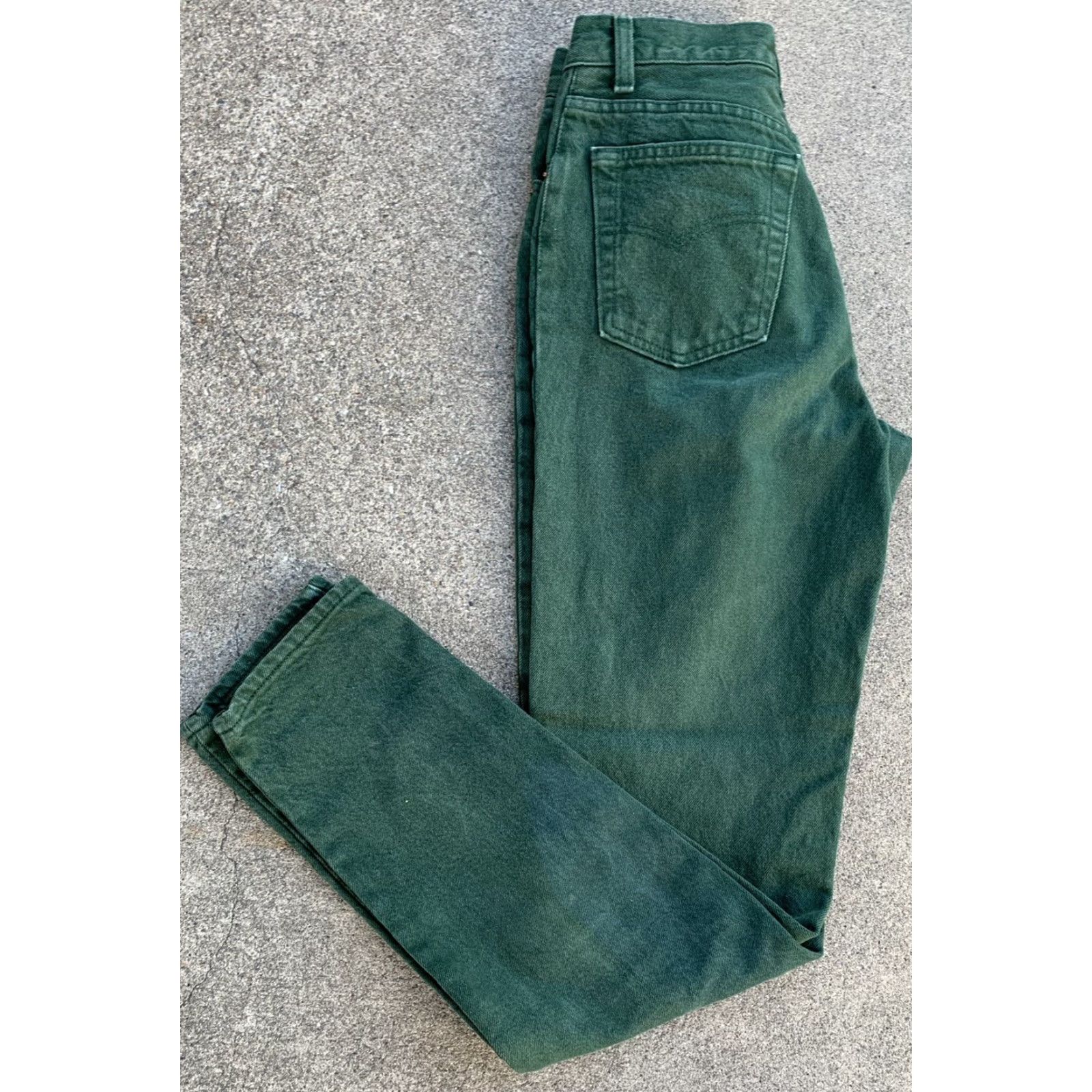 Levi's VINTAGE Levi's 501 jeans button fly tapered leg green size 5 M 26 in waist Size 27" / US 4 / IT 40 - 7 Thumbnail