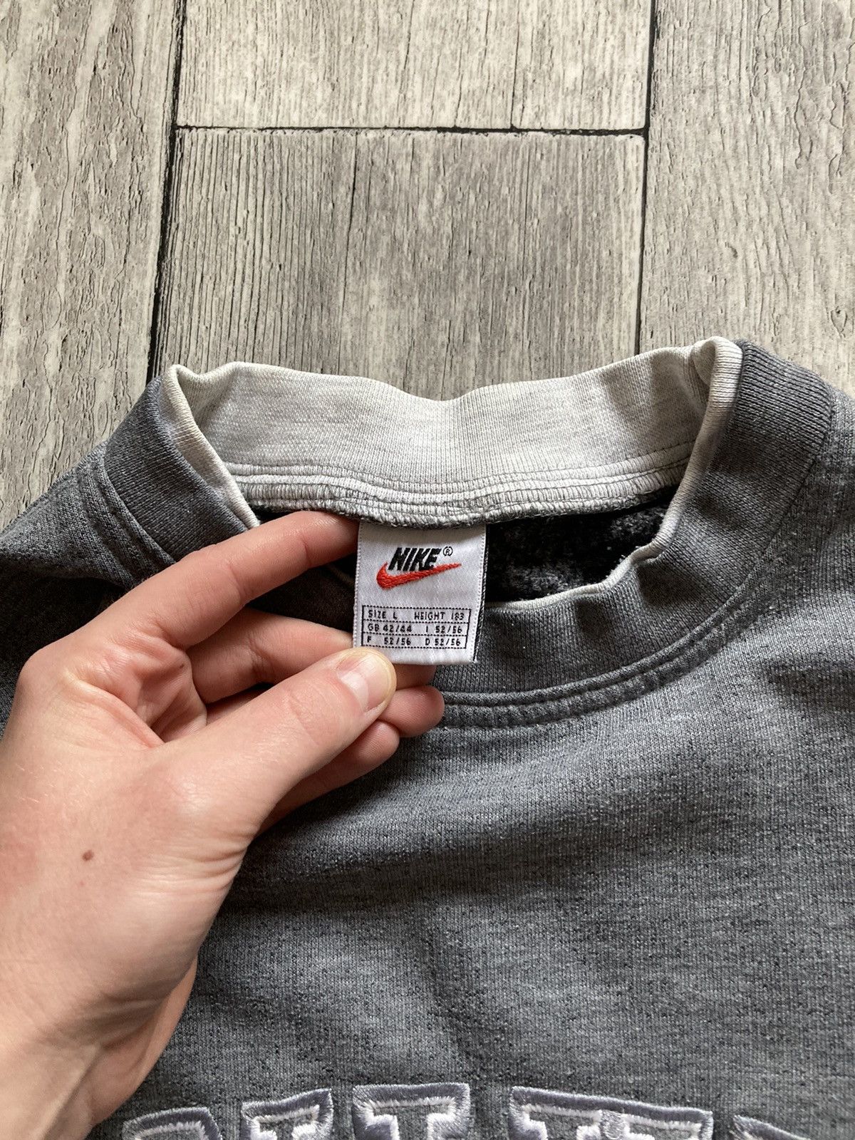 Nike × Vintage Vintage 90’s Nike spellout sweatshirt crewneck M y2k drip Size US M / EU 48-50 / 2 - 6 Thumbnail