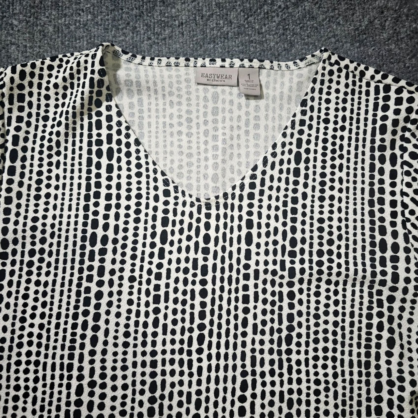Vintage Chicos Easywear Top Shirt Womens Medium White Polka Dot 3/4 Sleeve No Iron Stretchy Career Blouse Size M / US 6-8 / IT 42-44 - 2 Thumbnail