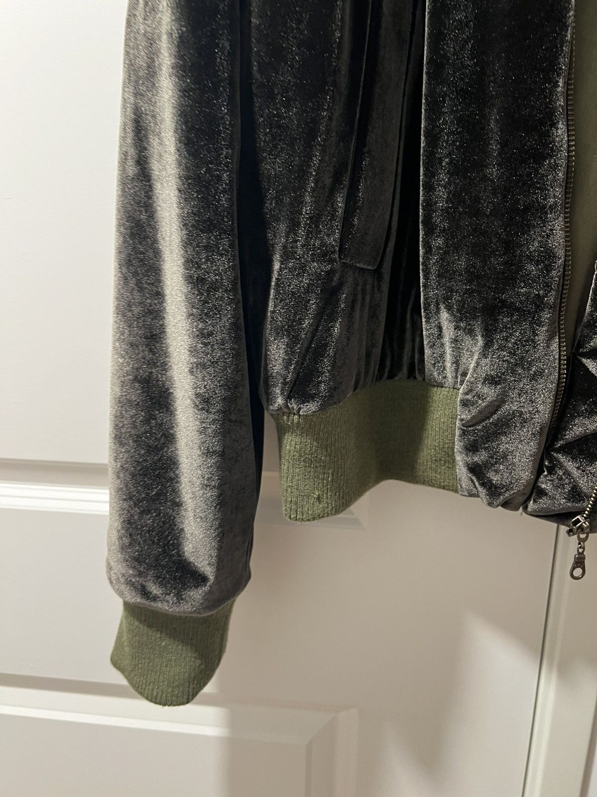 Other Lulu Velvet Bomber L Size US L / EU 52-54 / 3 - 5 Thumbnail