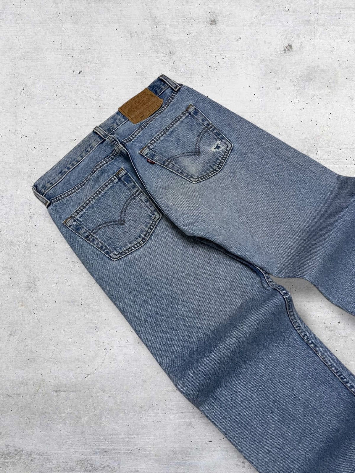 Levi's Vintage Clothing VINTAGE 501 LEVIS DESIGNER 90S DIRTY GRUNGE OG DENIM STYLE Size US 29 - 14 Thumbnail