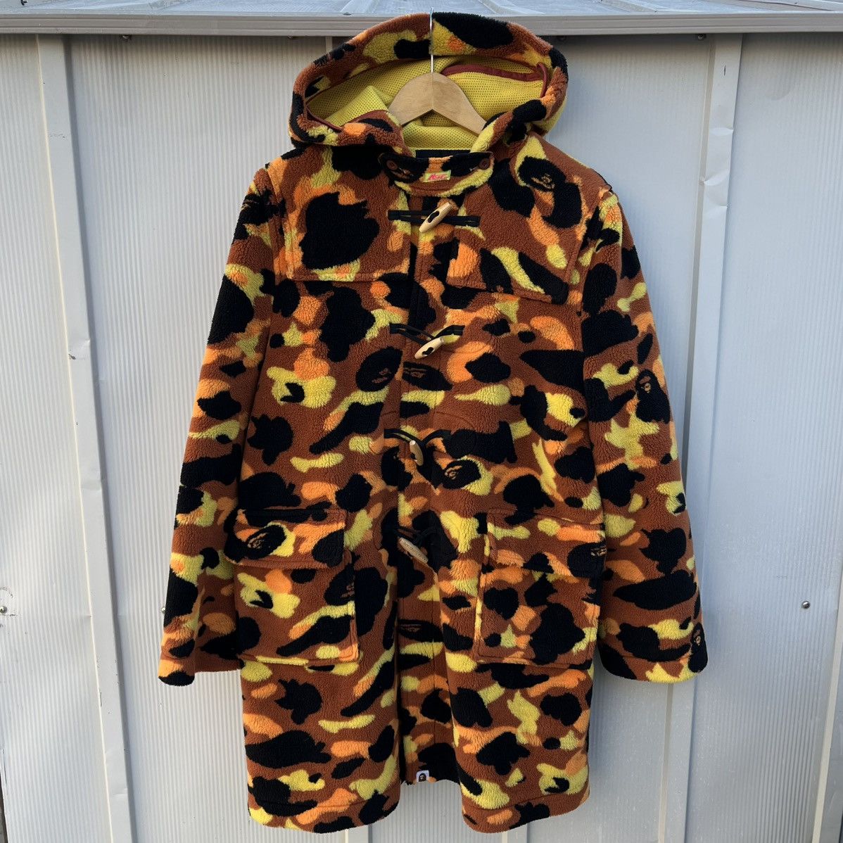 Bape A Bathing Ape BAPE Fleece Duffle Boa Camo Jacket Sz M Size US M / EU 48-50 / 2 - 2 Thumbnail