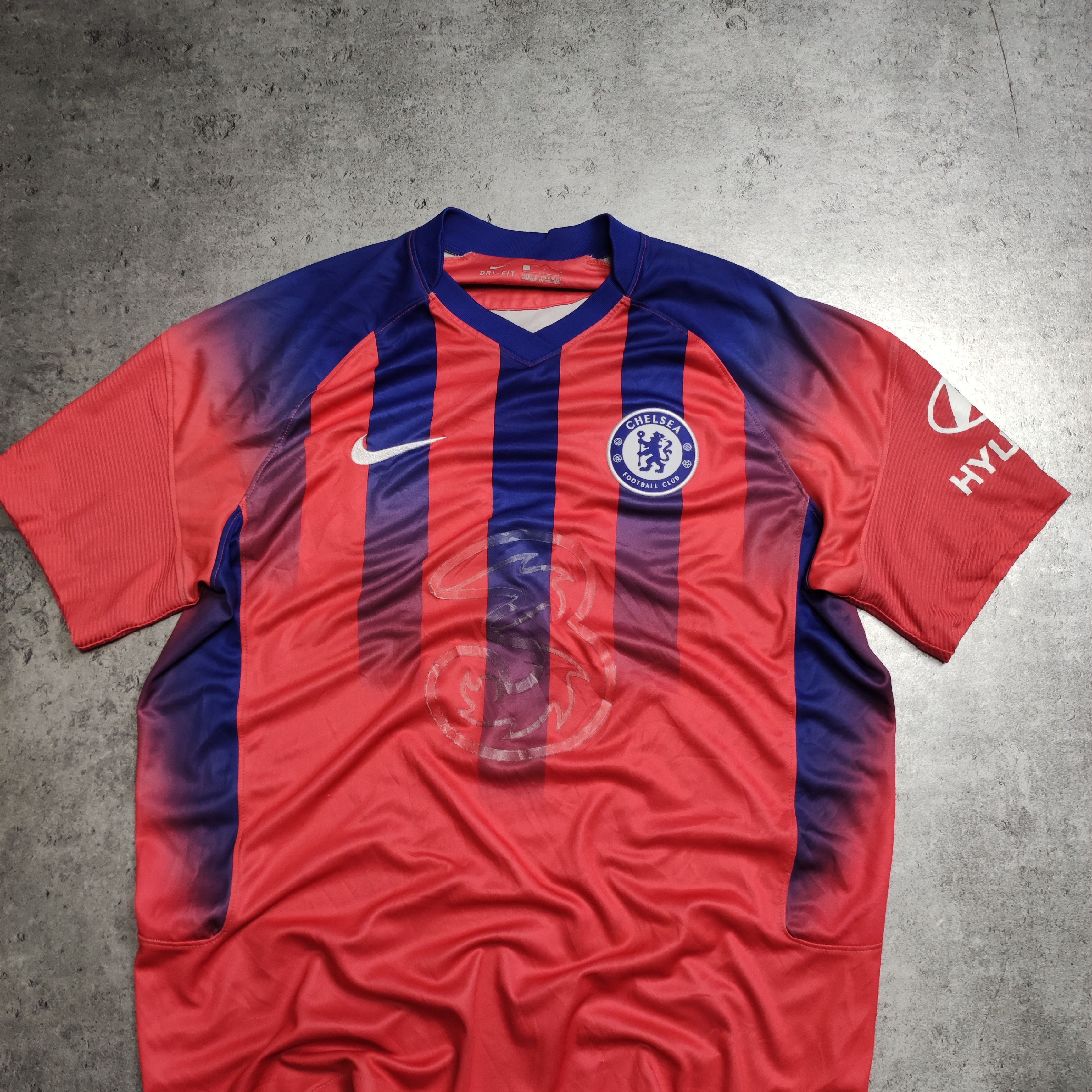 Chelsea Soccer RARE OG Chelsea London Football Nike Third 2020 Jersey Size US L / EU 52-54 / 3 - 3 Thumbnail