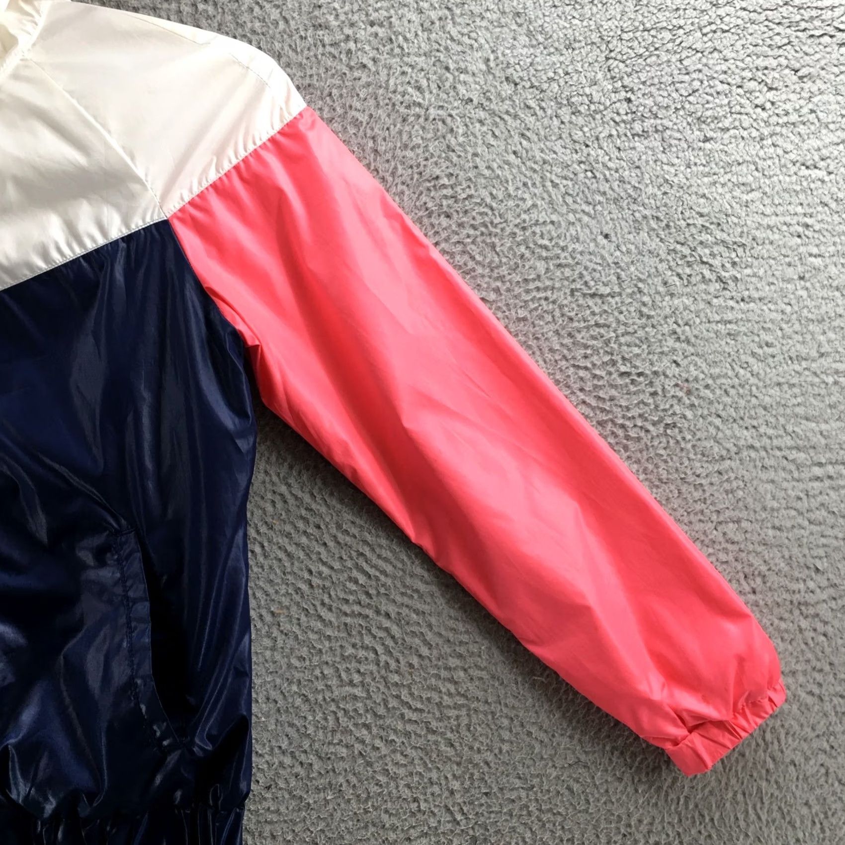 H&M H&M Divided Jacket Womens 10 Windbreaker Hooded Full Zip Multicolor Polyester Size L / US 10 / IT 46 - 7 Thumbnail