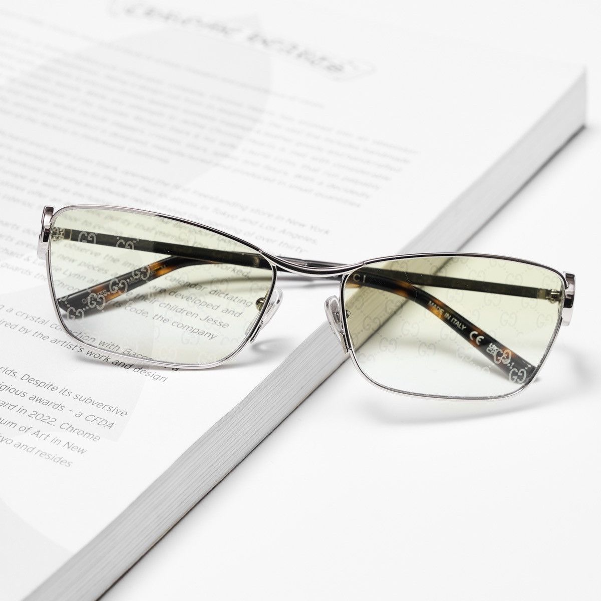Gucci GUCCI GG2045S 004 SUNGLASSES Size ONE SIZE - 6 Thumbnail