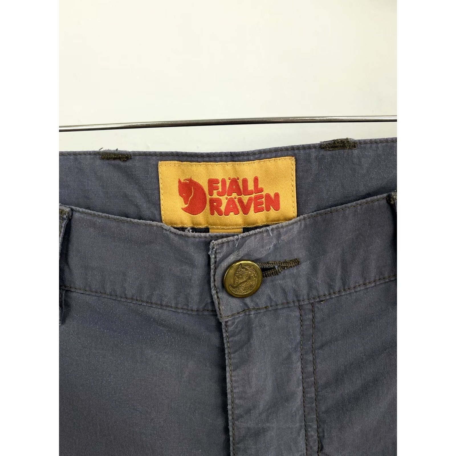 Vintage VINTAGE Fjallraven nylon cargo trekking outdoor pants Men L blue 90s cargo pants blue Mens Size US 33 - 6 Thumbnail