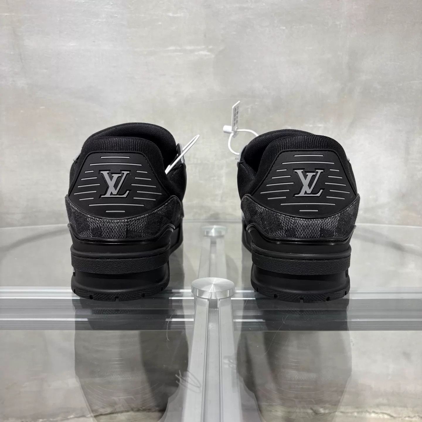 Louis Vuitton LV Trainer Black Monogram Denim New UK7.5 (41.5) Size US 8.5 / EU 41-42 - 6 Thumbnail