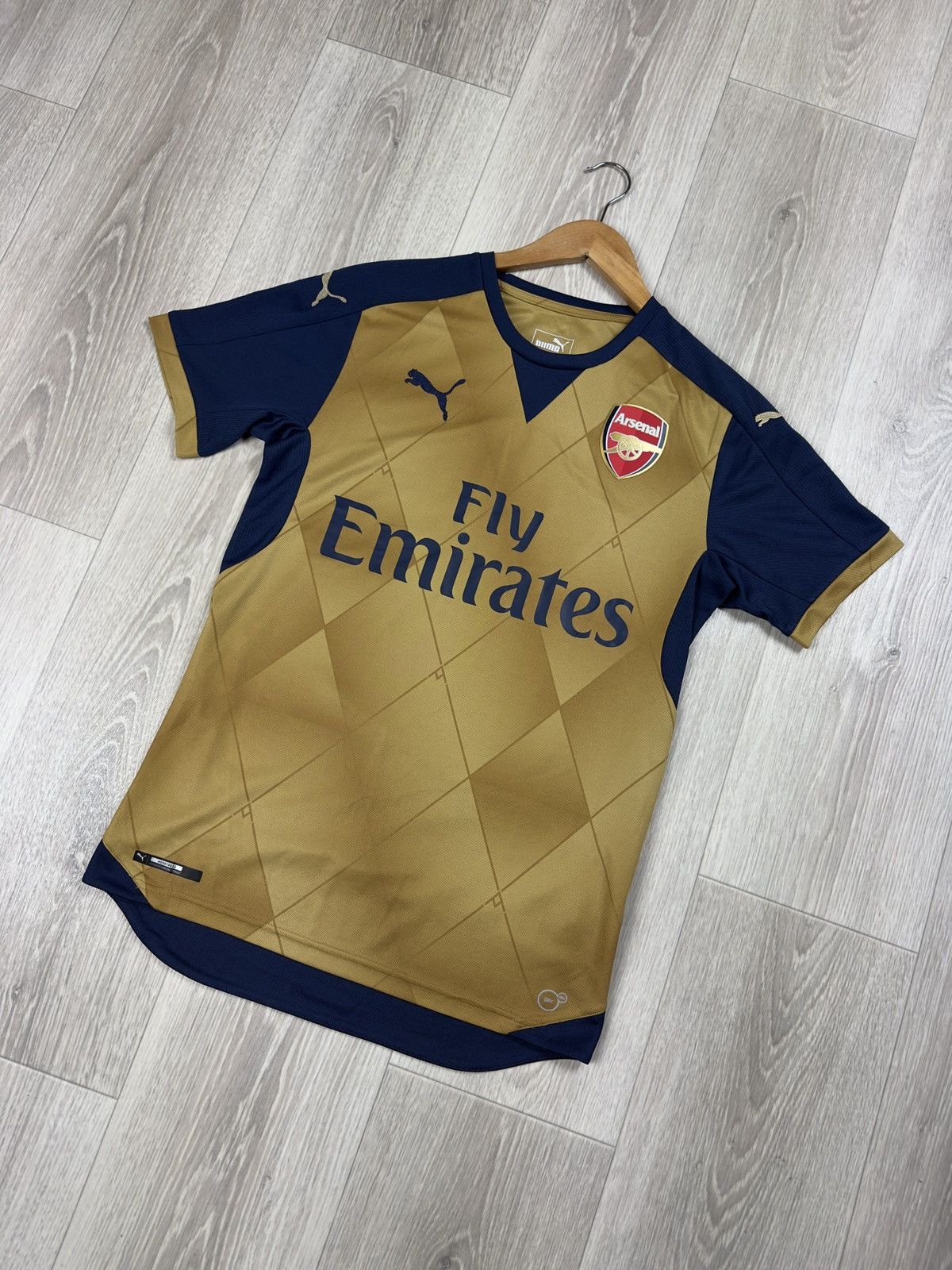 Puma Puma Arsenal 2015-16 Jersey T-Shirt #17 Alexis Size US XS / EU 42 / 0 - 4 Thumbnail