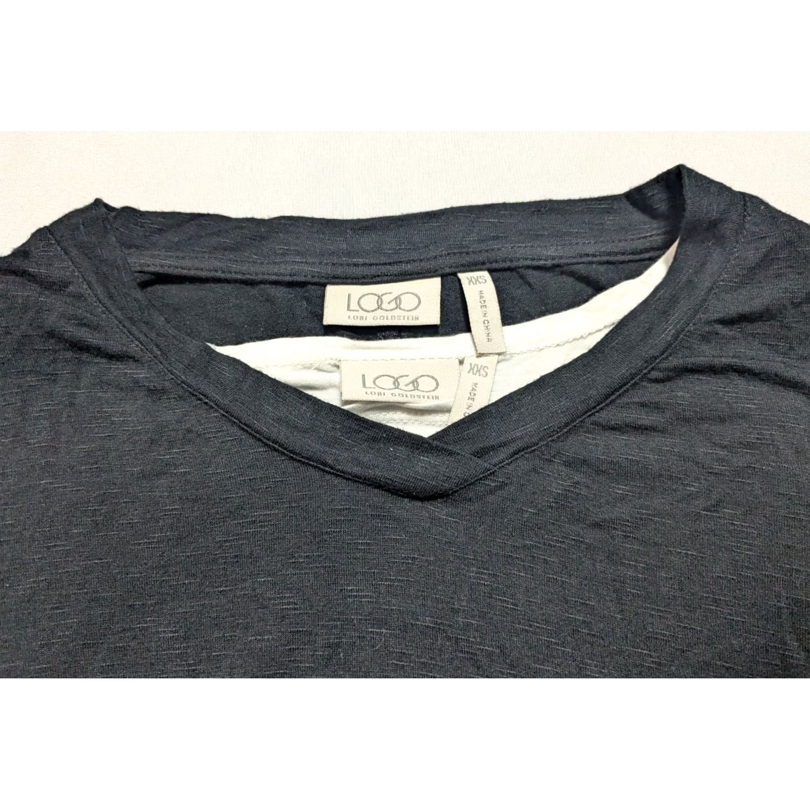 Vintage LOGO Lori Goldstein - Women 2XS Black + White 2 in 1 Layered Top Rayon Stretch Blouse Short Sleeve Tunic V-Neck Womens Size XXS / US 00 / IT 34 - 4 Thumbnail