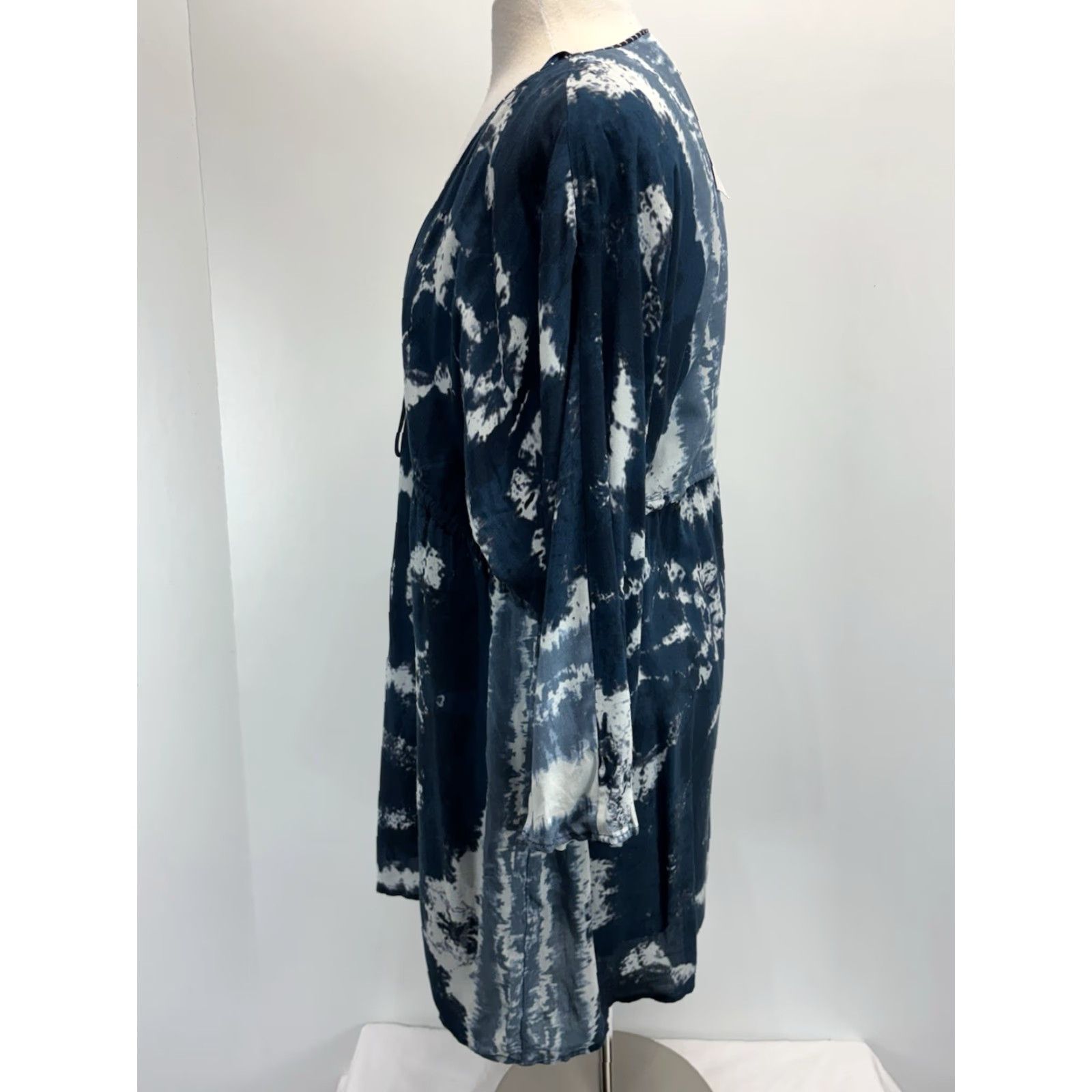 Zara ZARA Tie Dye Kaftan Dress Women Size Large Blue Short Tie Front V-Neck Size 36" / US 14 / IT 50 - 2 Thumbnail