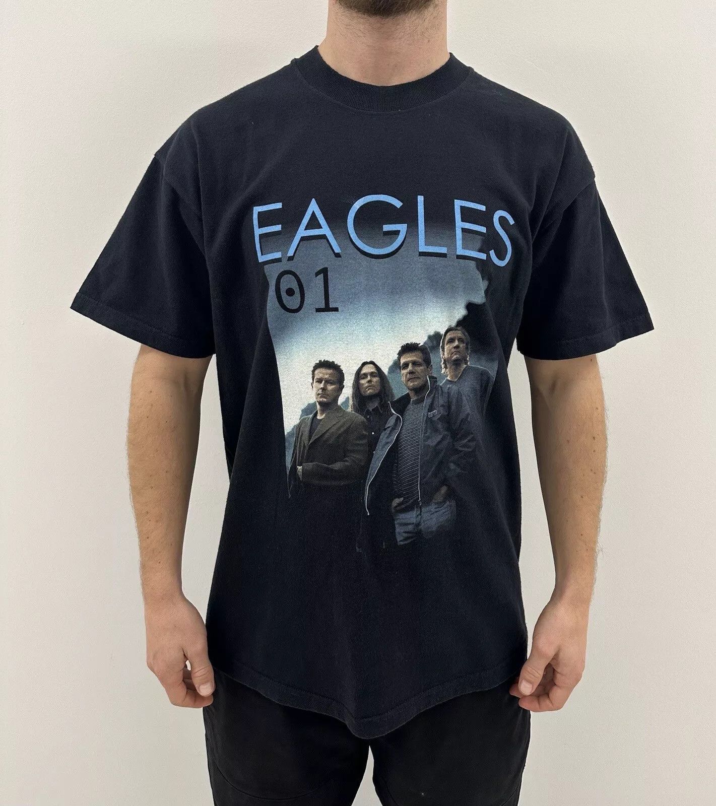 Other VINTAGE THE EAGLES 2001 WORLD TOUR SHIRT TEE BAND CONCERT Size US L / EU 52-54 / 3 - 1 Thumbnail