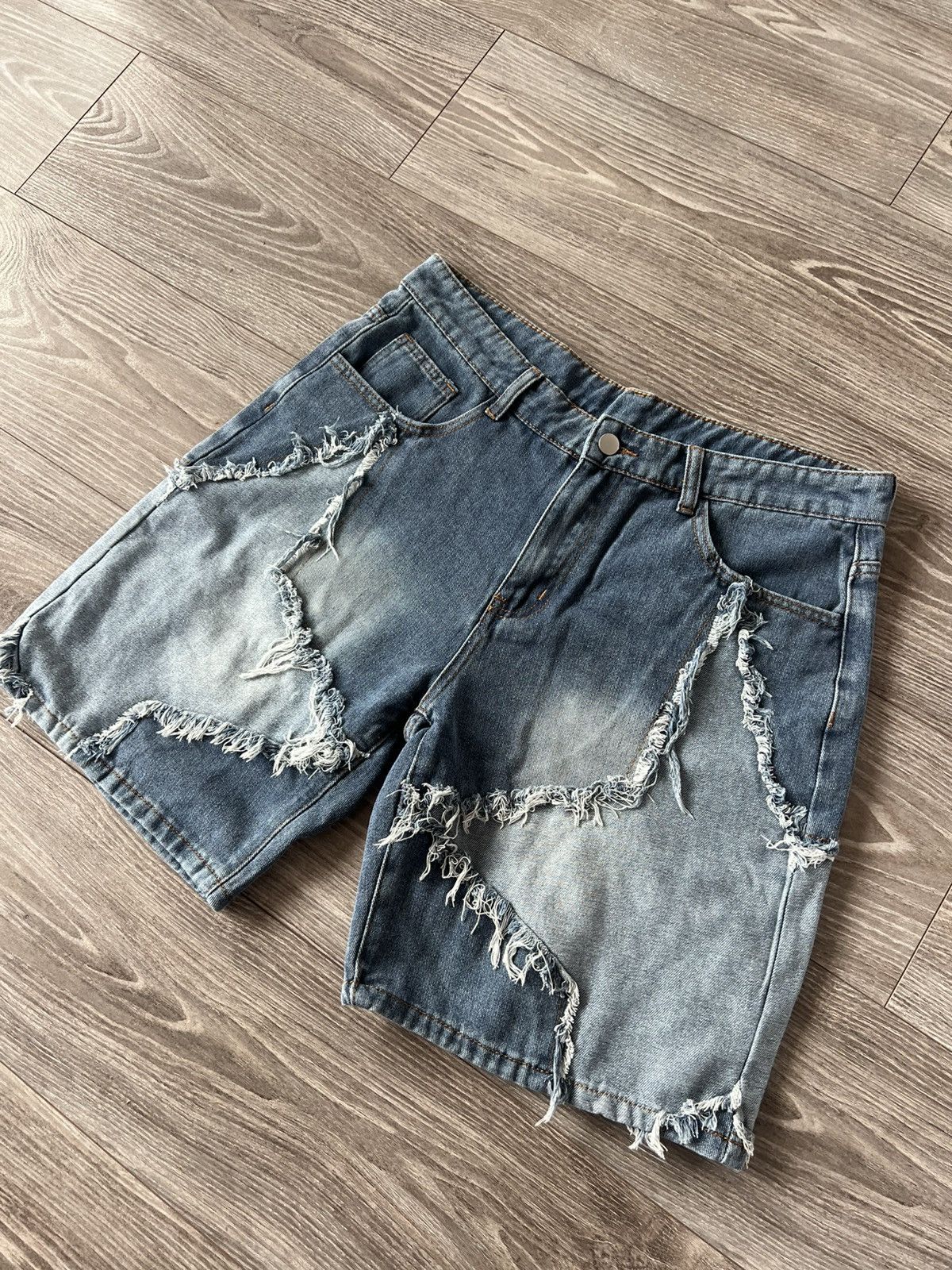 Japanese Brand ‼️Avant Garde Distressed Denim Opium Star Baggy Shorts‼️ Size US 35 - 10 Thumbnail