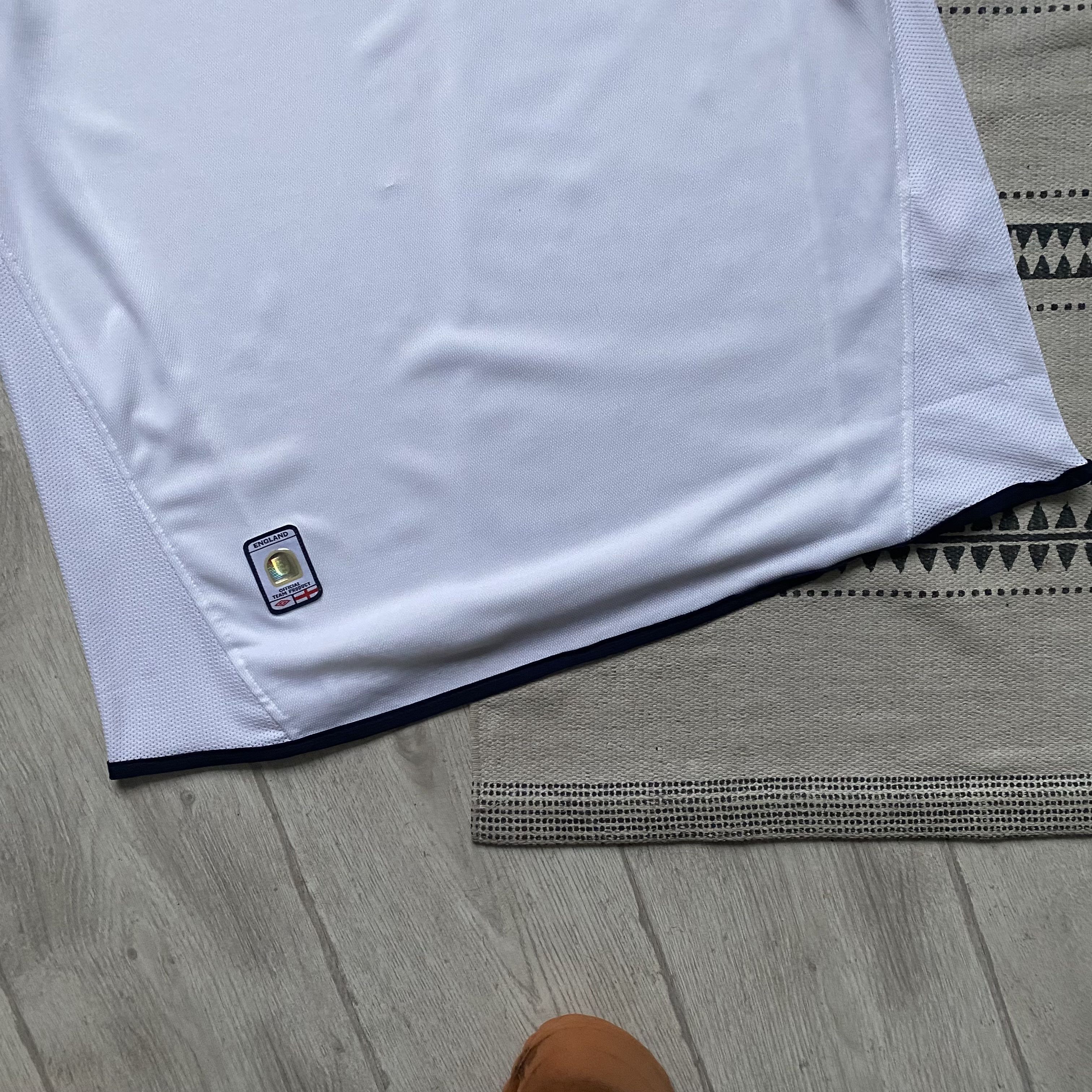 Umbro ⚽️ Vintage 90s Umbro England Soccer jersey Center logo Size US L / EU 52-54 / 3 - 3 Thumbnail