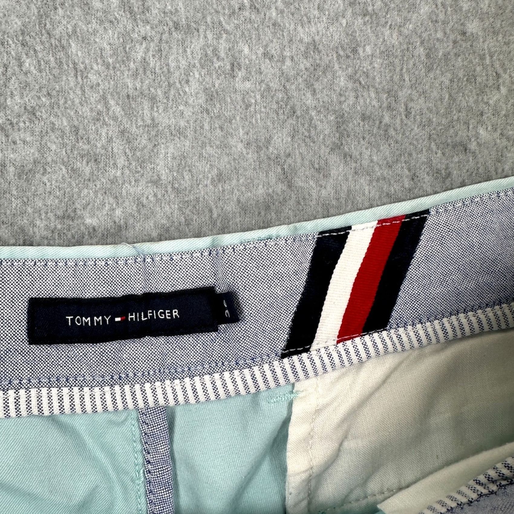 Tommy Hilfiger Tommy Hilfiger Chino Shorts Blue Men's 36 Flat Front Slash Pockets Regular Inseam 10 in Shortie Size US 36 / EU 52 - 6 Thumbnail
