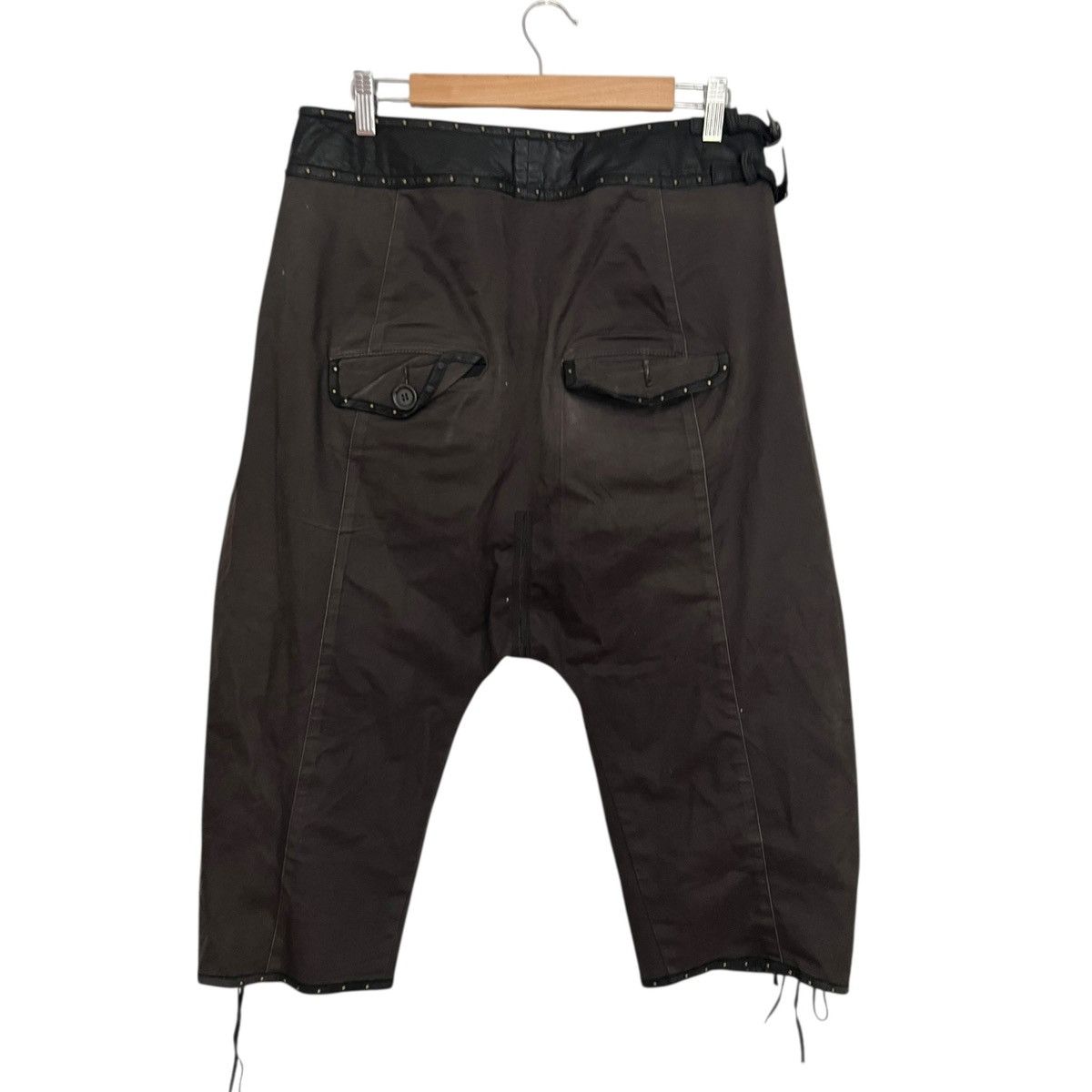 Share Spirit Homme Share spirit studded capris Size US 30 / EU 46 - 3 Thumbnail